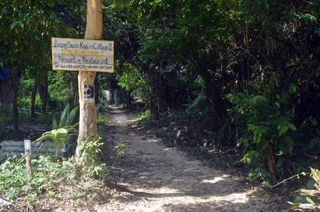 dirt trails all over Koh Phayam