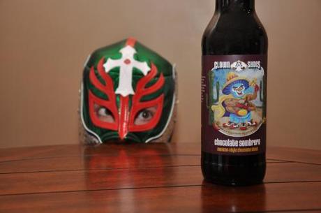 clown shoes-chocolate sombrero-beer-stout-beertography-peeking