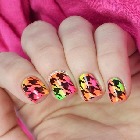 Neon watercolor houndstooth