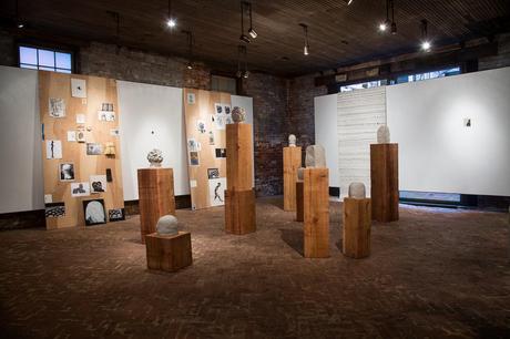 see | art exhibition