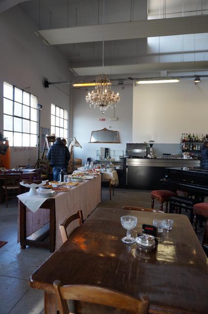 the Caffè delle Passioni – warehouse district (modena) Reasons to Dress.com Teatro Delle Passioni Caffè delle Passioni Modena, Italy