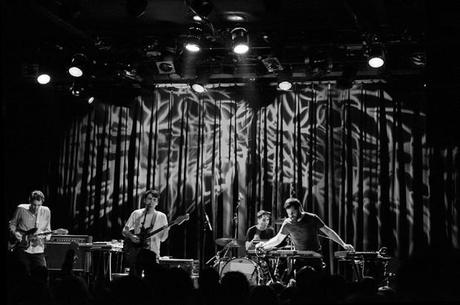 DSC 2147 620x412 DELOREAN GOT PEOPLE DANCING AT MUSIC HALL OF WILLIAMSBURG [PHOTOS]