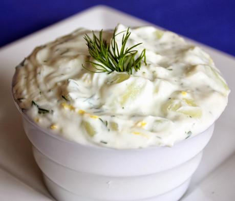 http://recipes.sandhira.com/tzatziki-sauce.html