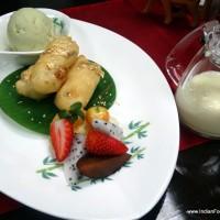 'Zha xian nai' with green tea gelato and fresh fruits