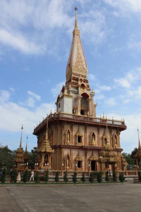 Taken in January of 2014 at Wat Chalong on Phuket in Thailand.