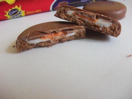 New! Cadbury Creme Egg Biscuits Review