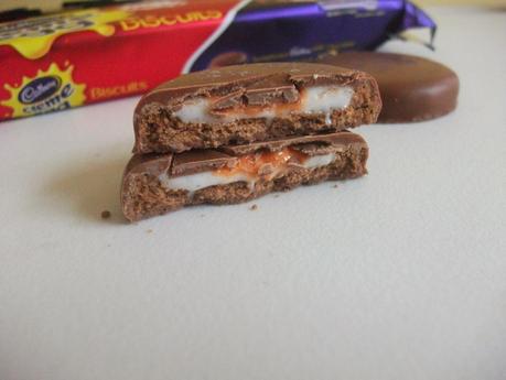 New! Cadbury Creme Egg Biscuits Review