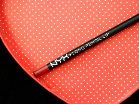 NYX Long Pencil Lip Plush Red Review and Swatches