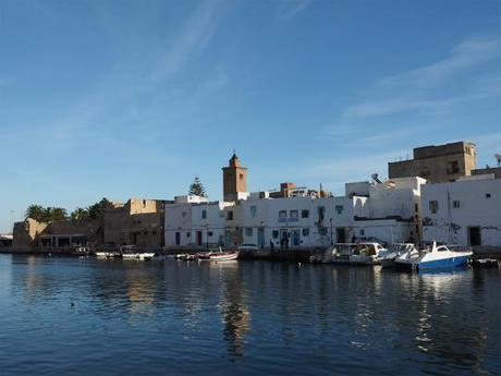 sP1010700 ビゼルト、美しい海外に、小さなメディナ/  Bizerte , bwautiful coastline, old merina