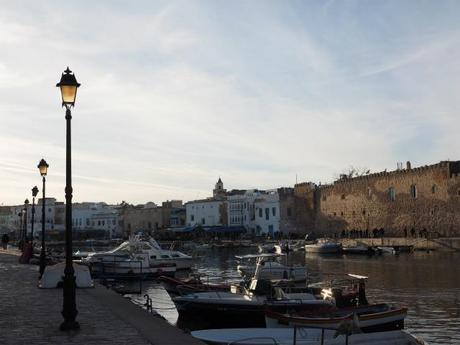 sP1020714 ビゼルト、美しい海外に、小さなメディナ/  Bizerte , bwautiful coastline, old merina