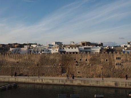 sP1010710 ビゼルト、美しい海外に、小さなメディナ/  Bizerte , bwautiful coastline, old merina