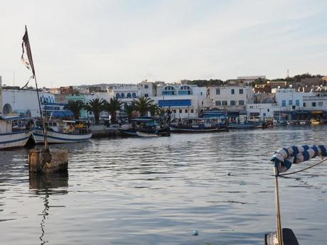 sP1020727 ビゼルト、美しい海外に、小さなメディナ/  Bizerte , bwautiful coastline, old merina