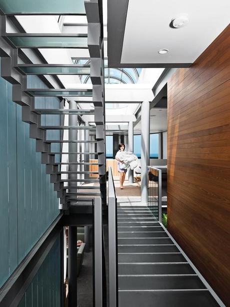 renovated Ray Kappe bungalow in Manhattan Beach hallway 
