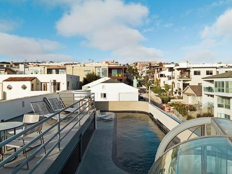 renovated Ray Kappe bungalow in Manhattan Beach 
