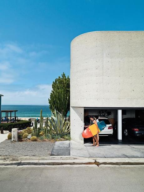 renovated Ray Kappe bungalow in Manhattan Beach 
