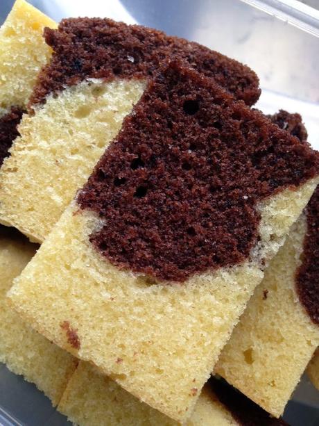 Vanilla Chocolate Pound Cake