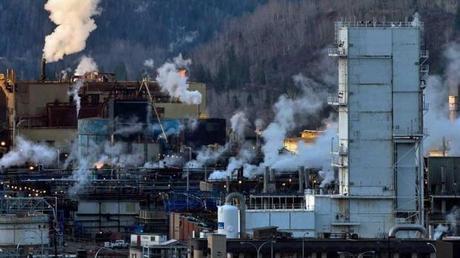 The Teck Resources smelter in Trail, B.C. (Image: Canadian Press)
