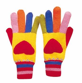 Get a FREE Pair of Heart Gloves with Your $20 Purchase from Kidorable!