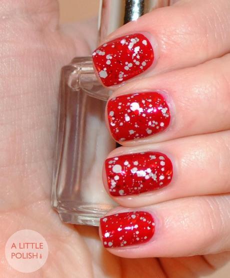 Twinsie Tuesday: Red Nails for American Heart Month (Heart Disease Awareness)