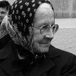 grandmother-109095_1920