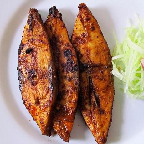 http://recipes.sandhira.com/masala-fried-fish.html