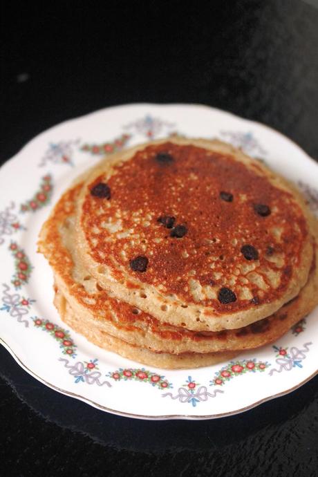 Banana Peanut Butter Pancakes {Vegan, No Sugar}