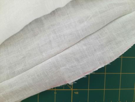 Transforming a thrifted linen caftan into a shirt (historybounding vibes) Turning a thrifted linen caftan into a shirt: making the bottom hem