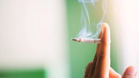 4 Ways on How to Block Cigarette Smoke from Neighbors