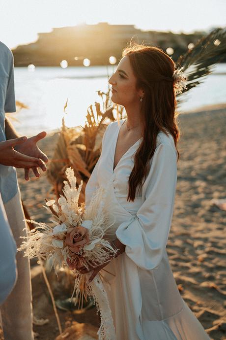 bohemian-romantic-spring-wedding-anavussos-beach_12