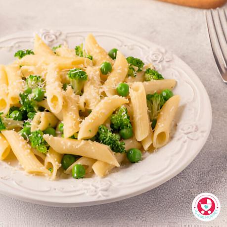 Today, we're excited to share a recipe that's a big hit in our household: Easy Broccoli Pasta for Kids