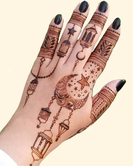 Chand Mehndi For Eid-ul-Adha 2024: Chand mehndi designs for hands Chand Mehndi For Eid-ul-Adha 2024: Chand mehndi designs for hands