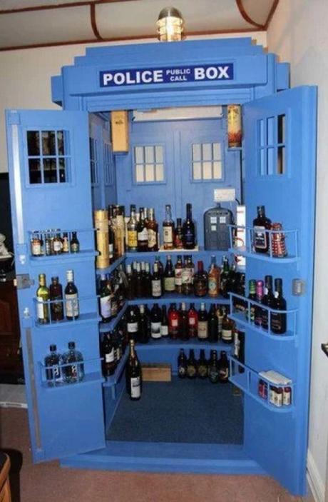 Tardis drinks cabinet