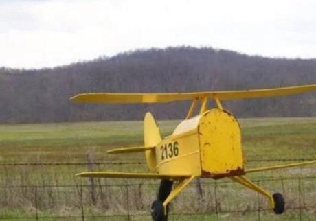 Plane Mailbox