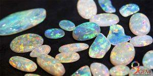 Opal gemstone