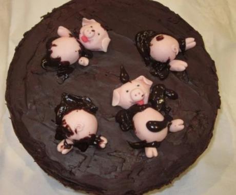 Solid Chocolate Pigs in mud Cake