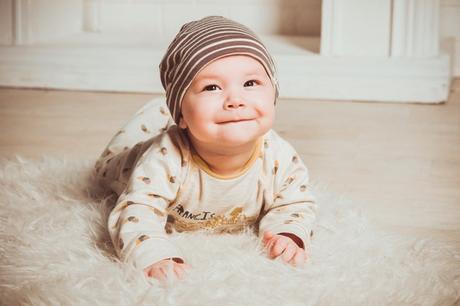 Here is your complete guide to Tummy Time for Babies; why it's important, how to start, what to expect & tips to make it comfortable for baby - and you!