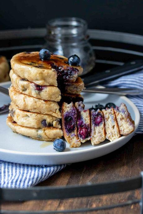 Healthy Vegan Blueberry Pancakes