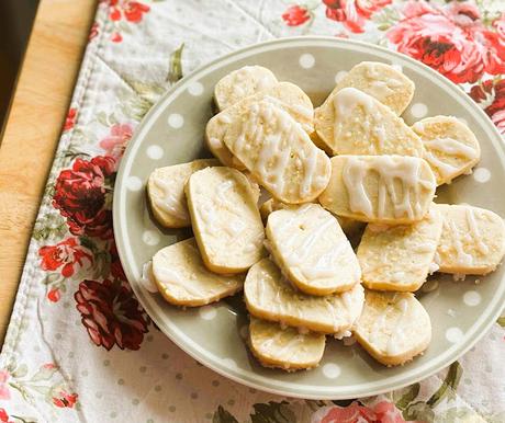 Lemon Slice-And-Bake Cookies