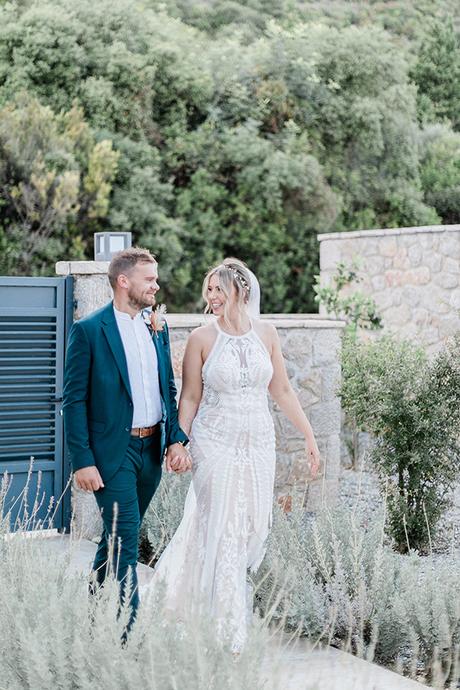 beautiful-outdoor-wedding-bohemian-flair_02