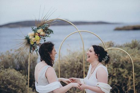 Lovely elopement in Greece with beautiful flowers