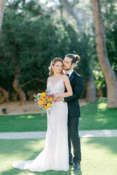 elegant-styled-shoot-greece-modern-pops-of-color_12