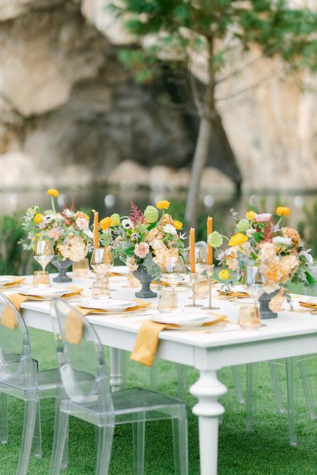 elegant-styled-shoot-greece-modern-pops-of-color_20