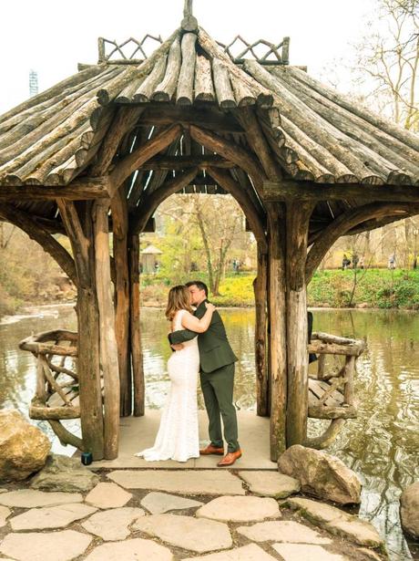 Rachael and Sean’s Elopement Wedding at Wagner Cove in April