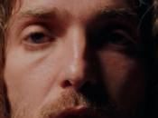 Moti Weiss Bati Ledaber (video)