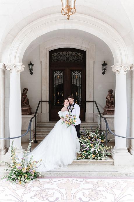 ultra-romantic-styled-shoot-chateau-de-chavagneux-france_17