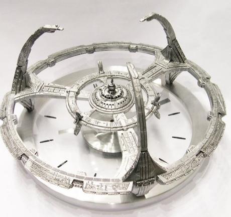 Ten Amazing Bits of Star Trek Furniture Any True Trekkie Would Love