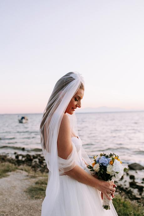 romantic-summer-wedding-thessaloniki-yellow-roses_01