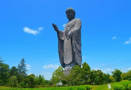 Ushiku Daibutsu, Japan - Height: 100 m (330 ft)