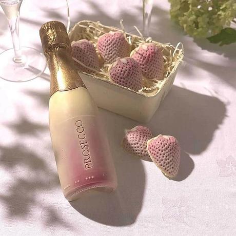 Chocolate Prosecco Bottle and Strawberries