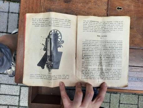 A page of the 1935 manual of our Vesta Dietrich sewing machine (in Italian)